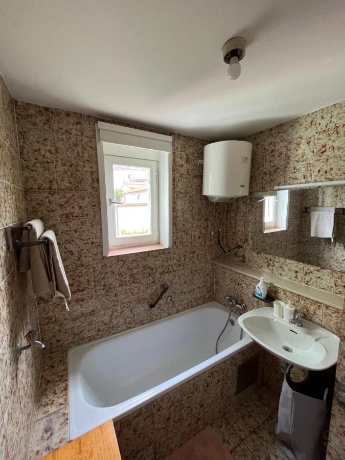 Apartman Niko Pula Luaran gambar