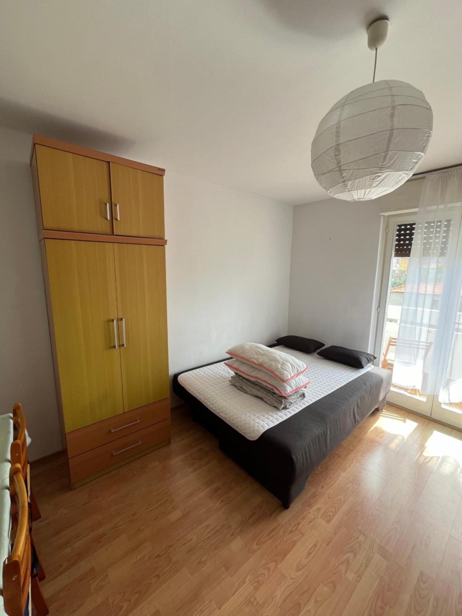 Apartman Niko Pula Luaran gambar